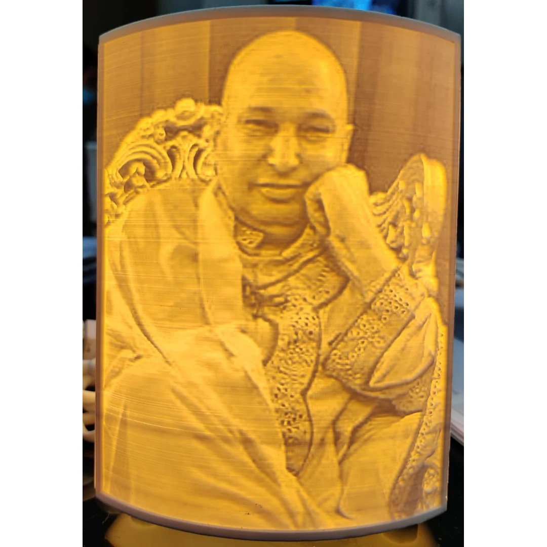 Customized gift -Lithophane Photo Lamp – Personalized 3D Printed Lamp(Design After Order)